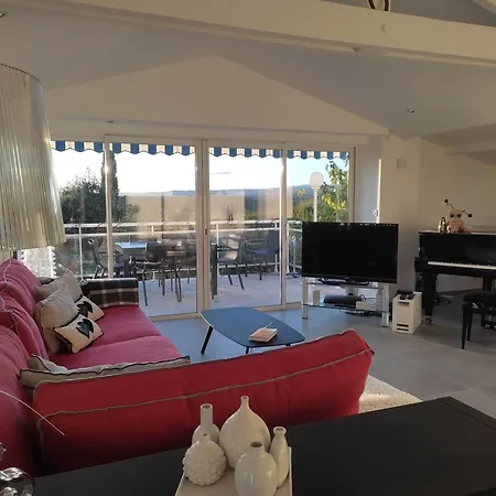 Avec Piscine Privative, Domaine Prive Du Capitou,
