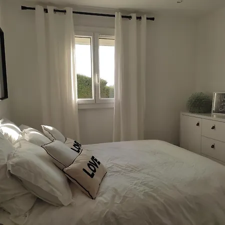 Avec Piscine Privative, Domaine Privé Du Capitou, * Fréjus