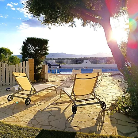 Avec Piscine Privative, Domaine Prive Du Capitou, * Fréjus